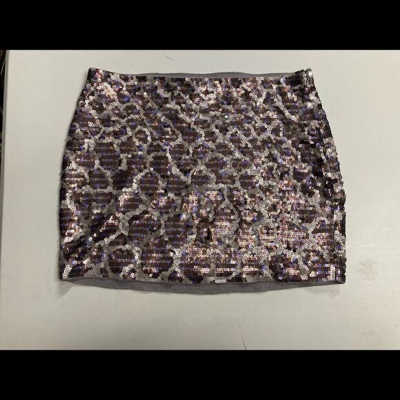 EXPRESS, Women’s Small/Petite,Sequined, ring accents, metallic , Purple Skirt - Picture 8 of 10